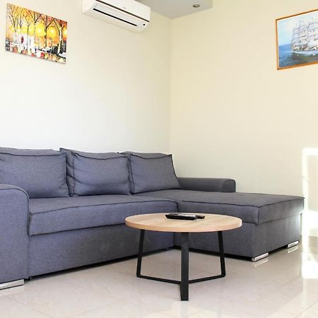 Apartment Mel Спліт Екстер'єр фото