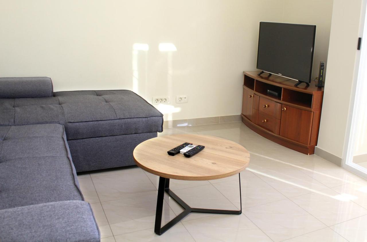 Apartment Mel Спліт Екстер'єр фото