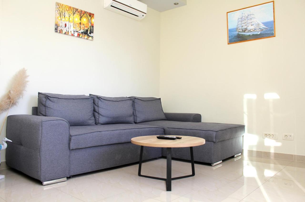 Apartment Mel Спліт Екстер'єр фото