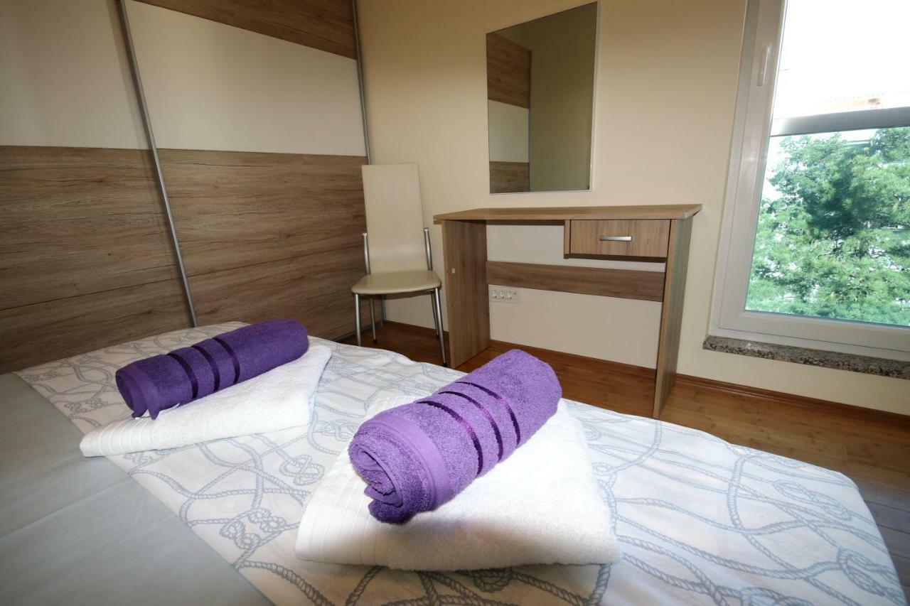 Apartment Mel Спліт Екстер'єр фото
