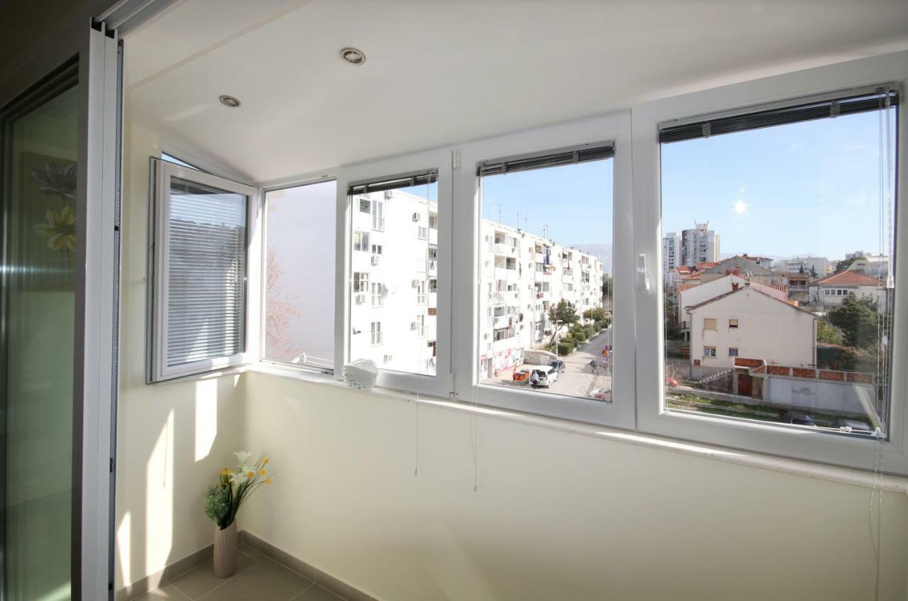 Apartment Mel Спліт Екстер'єр фото
