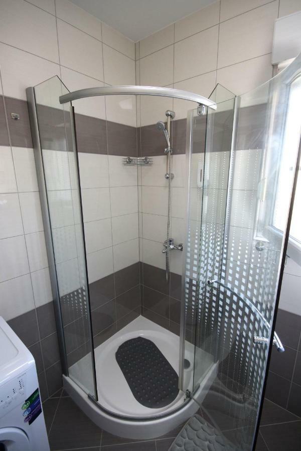 Apartment Mel Спліт Екстер'єр фото